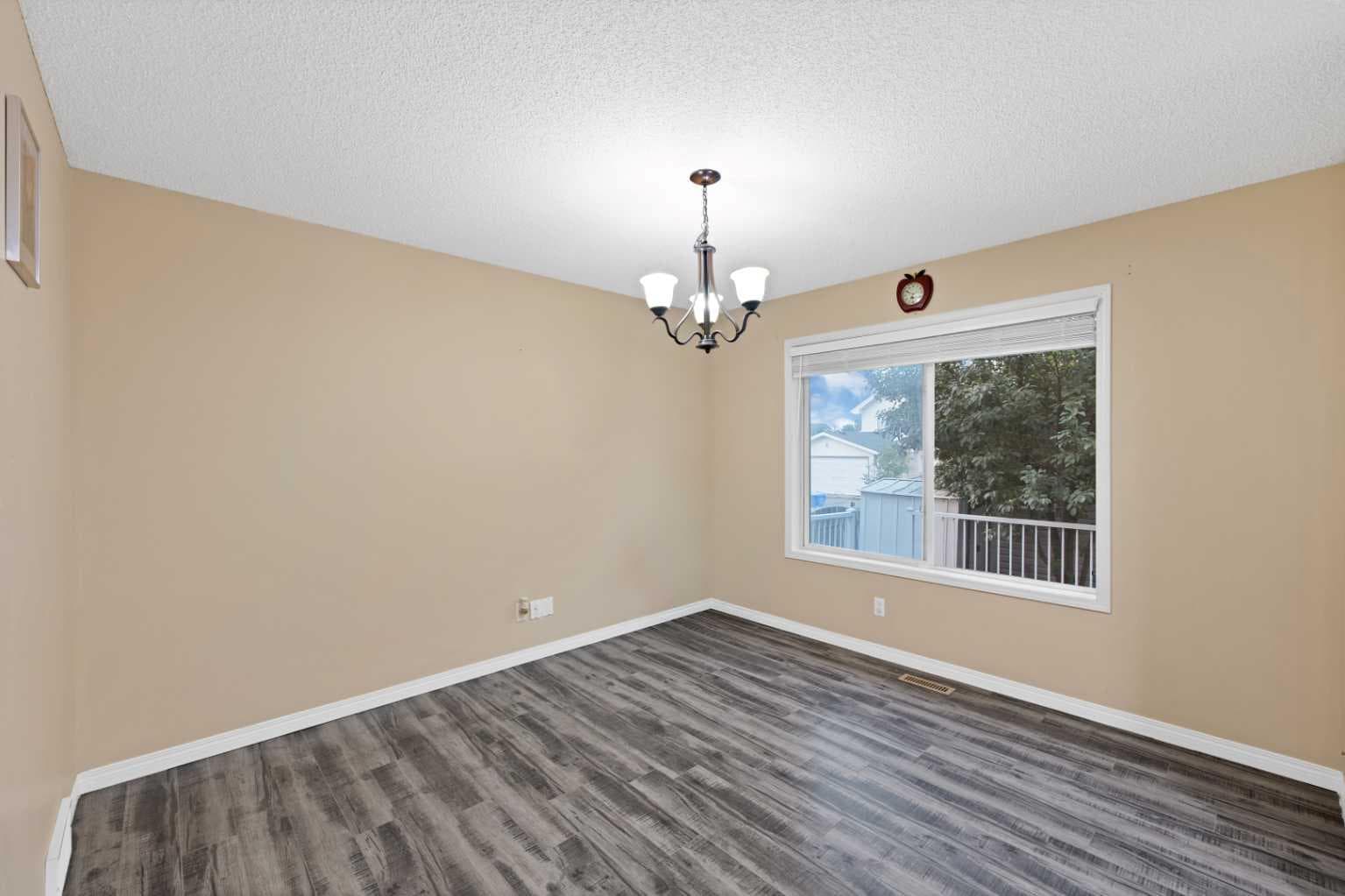 54 MARTINRIDGE Road NE