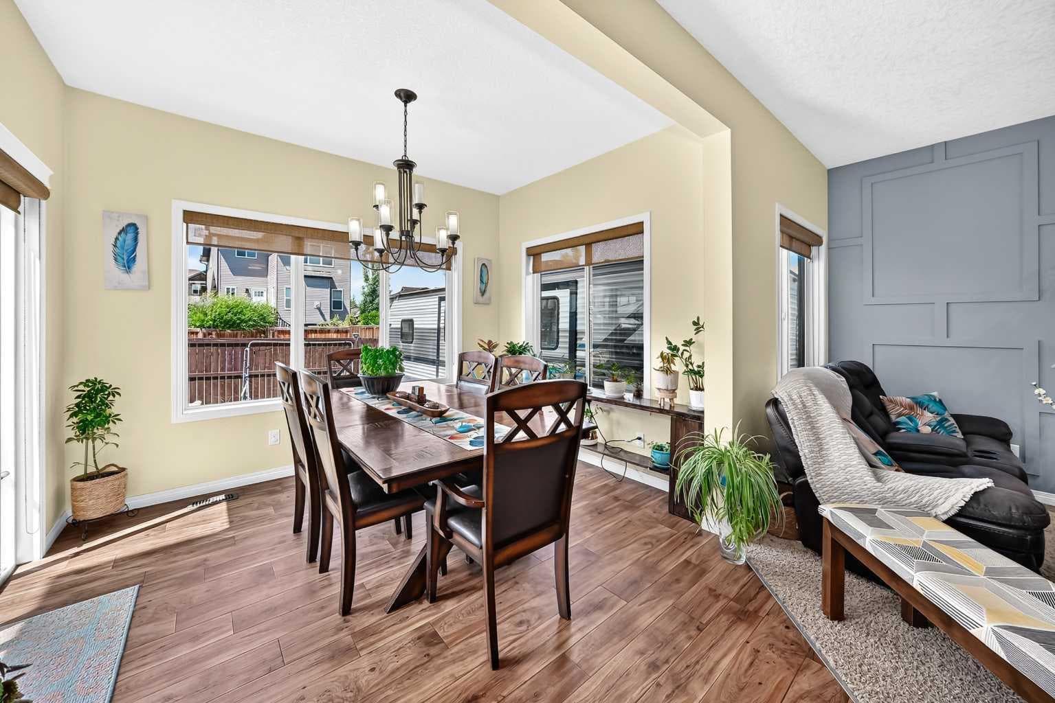 157 Sage Valley Road NW