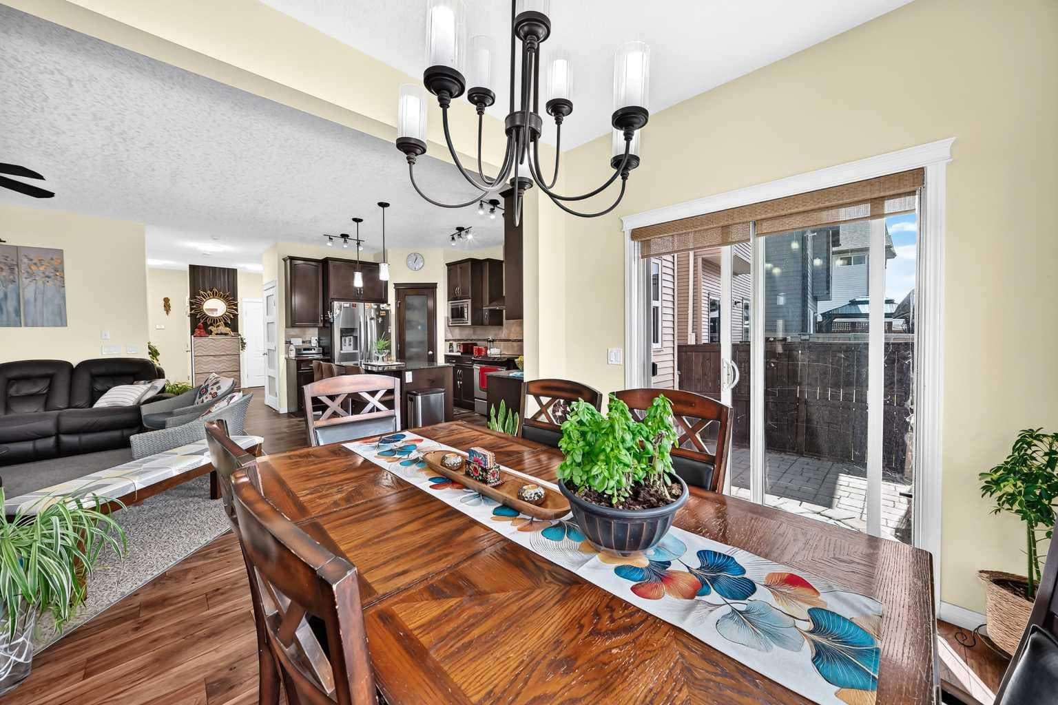 157 Sage Valley Road NW