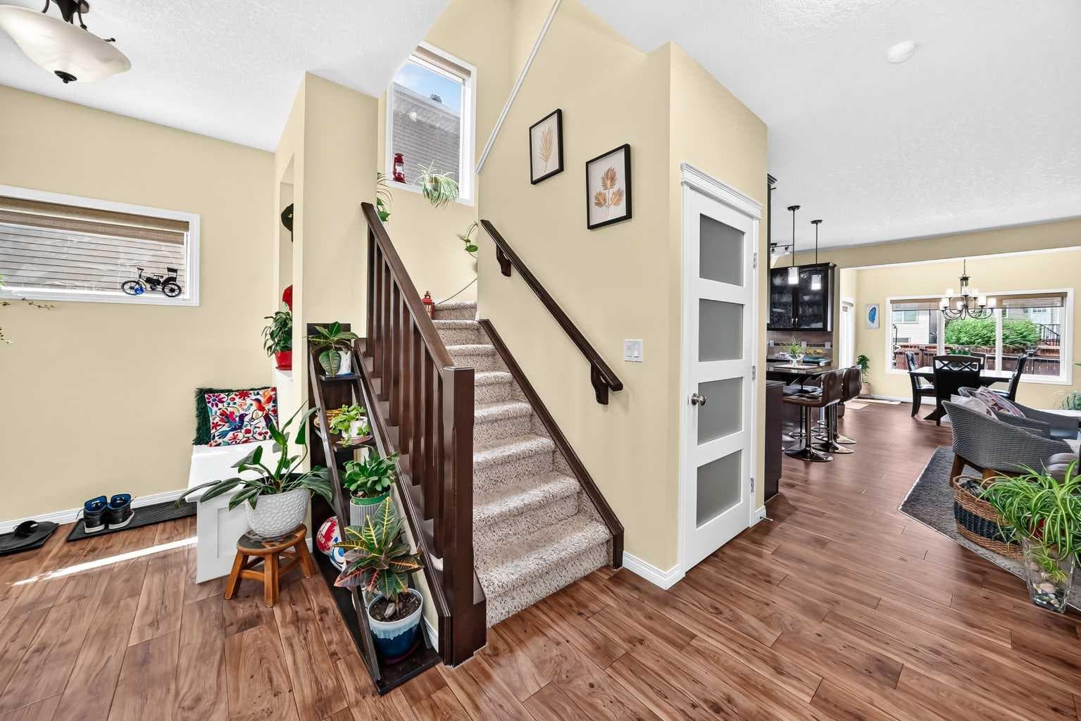 157 Sage Valley Road NW