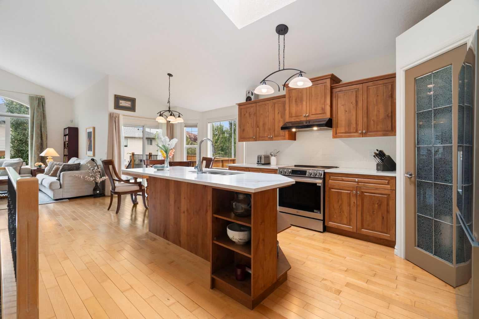 19 Rockmont Court NW