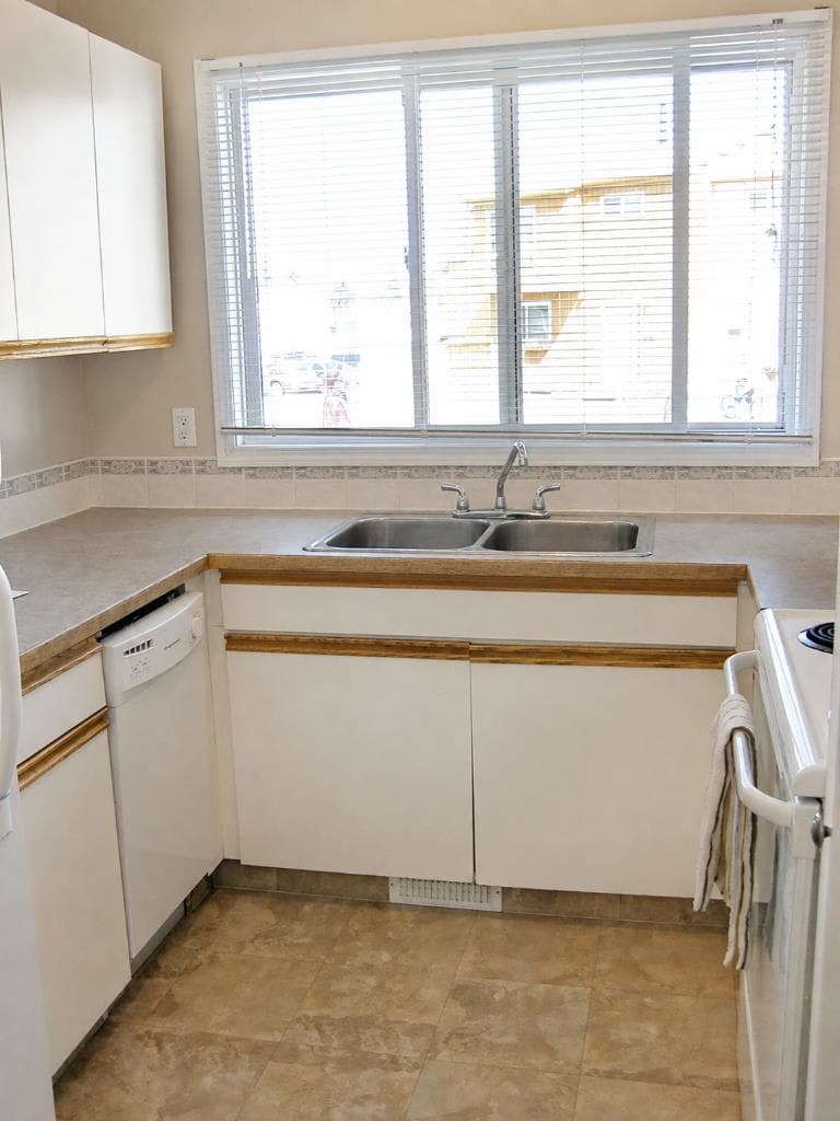 69, 5425 Pensacola Crescent SE