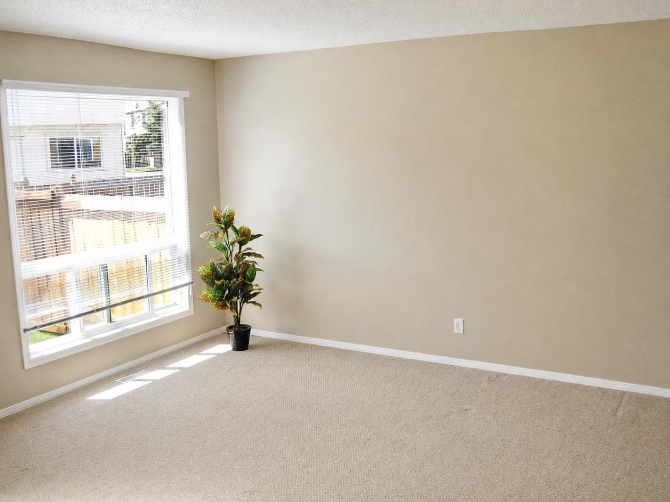 69, 5425 Pensacola Crescent SE