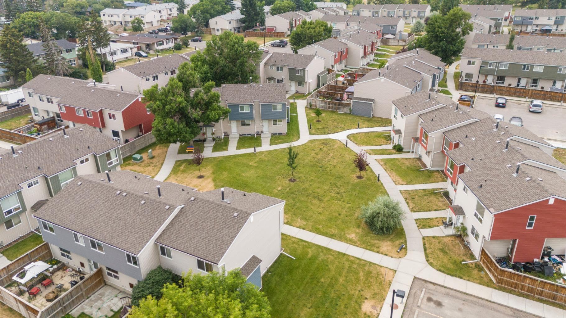 69, 5425 Pensacola Crescent SE