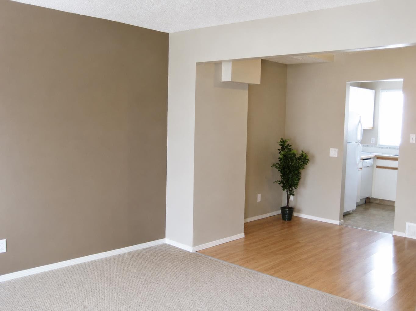 69, 5425 Pensacola Crescent SE