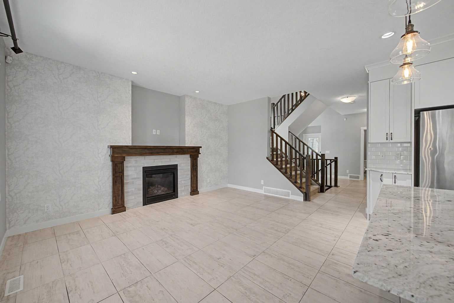 604 Midtown Place SW