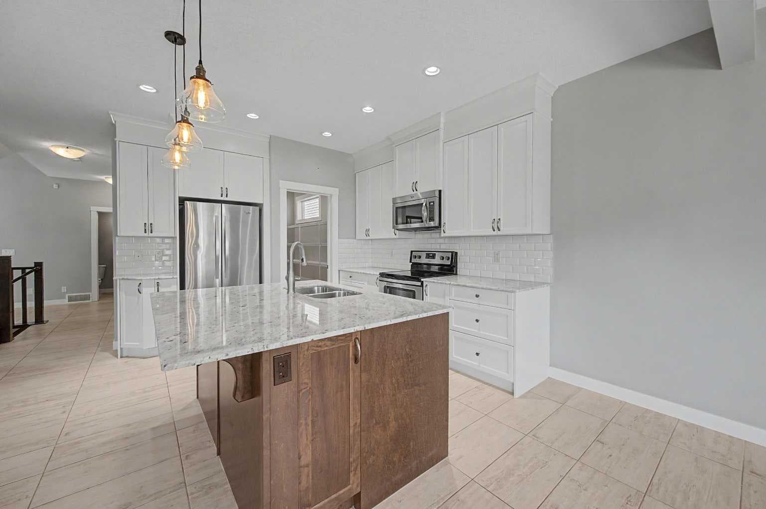604 Midtown Place SW