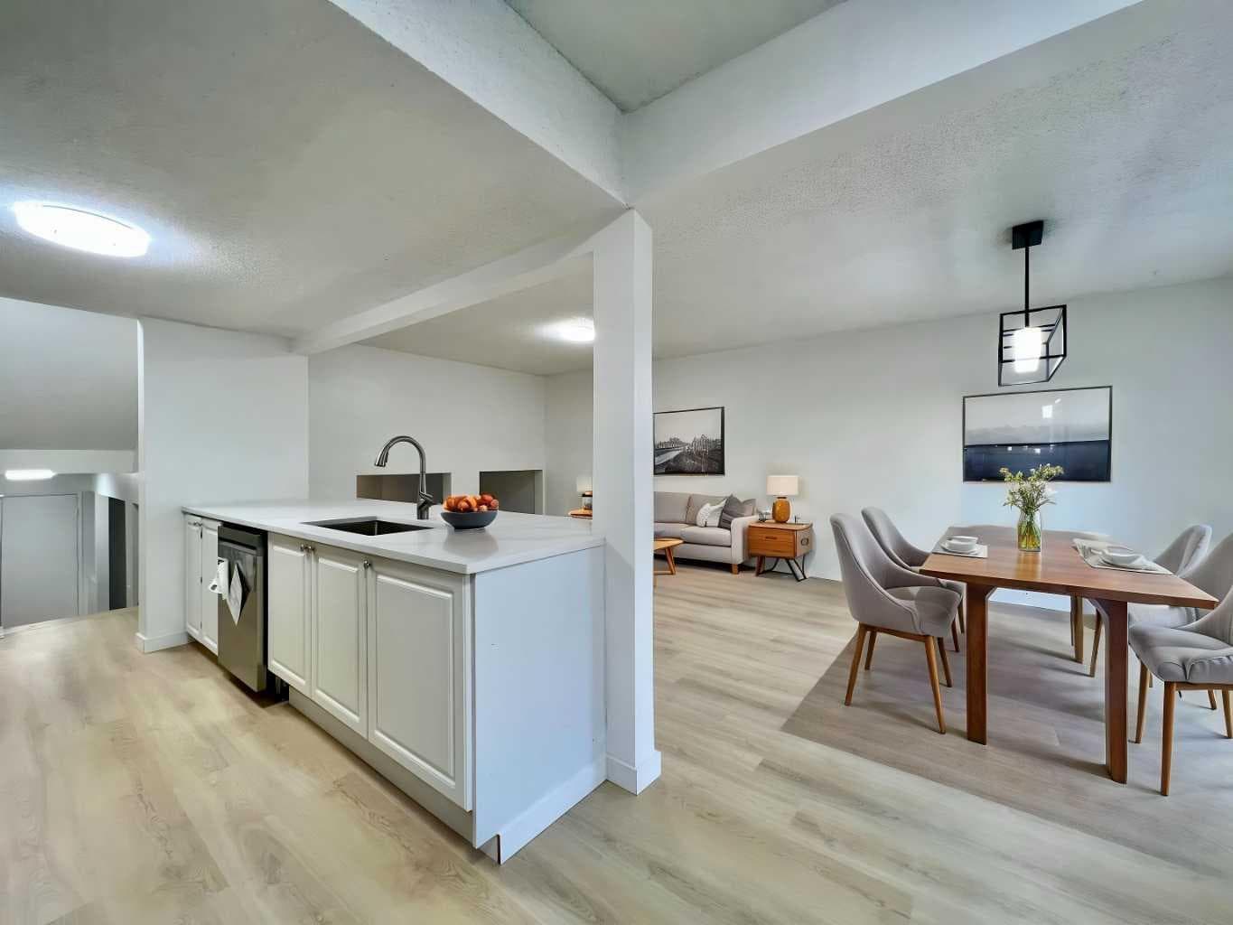 58 Canterbury Gardens SW