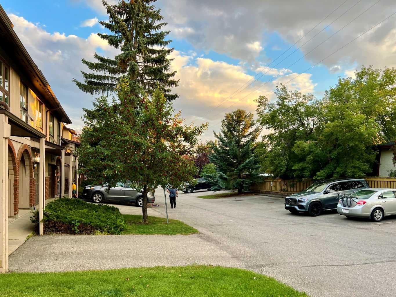 58 Canterbury Gardens SW