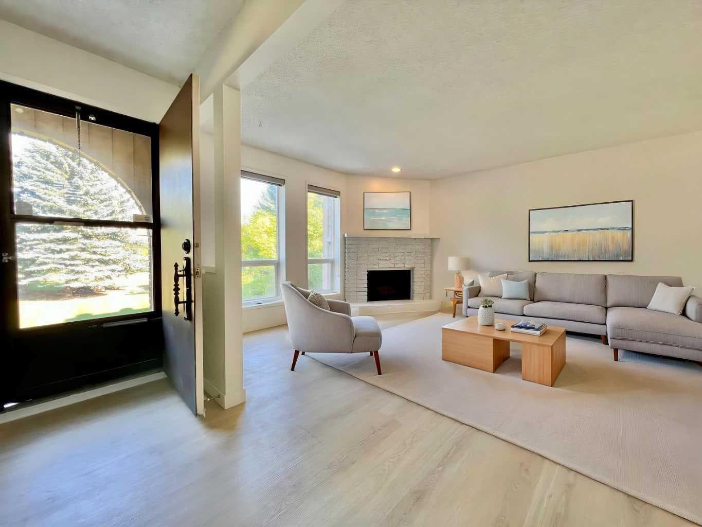 58 Canterbury Gardens SW