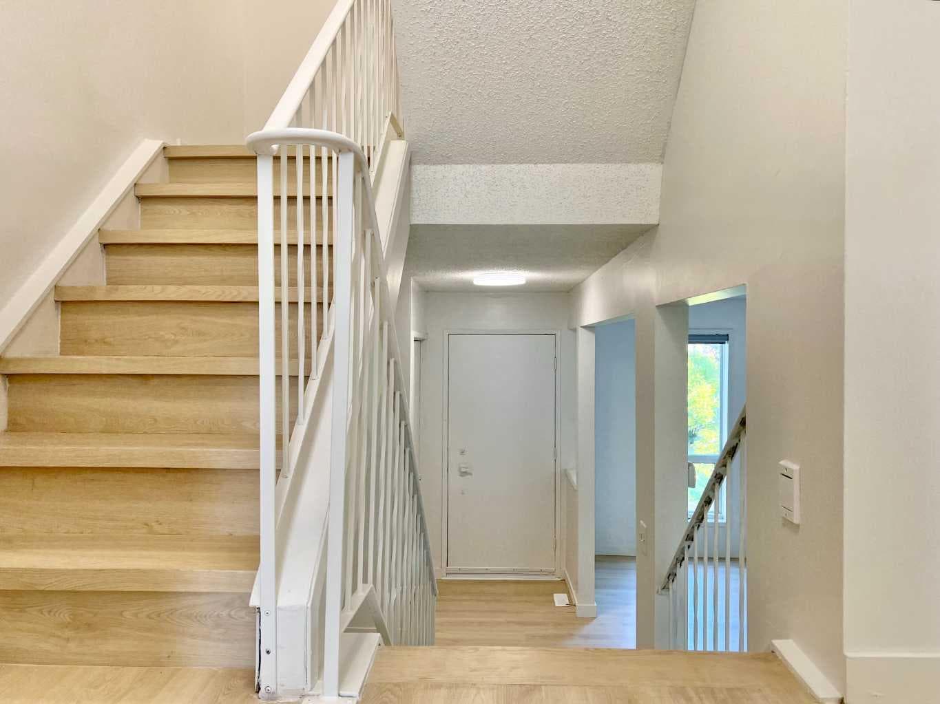 58 Canterbury Gardens SW
