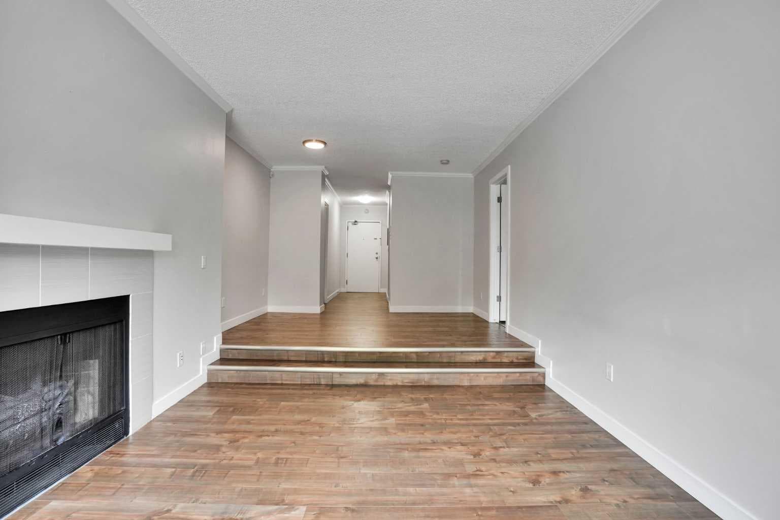 203, 1720 13 Street SW