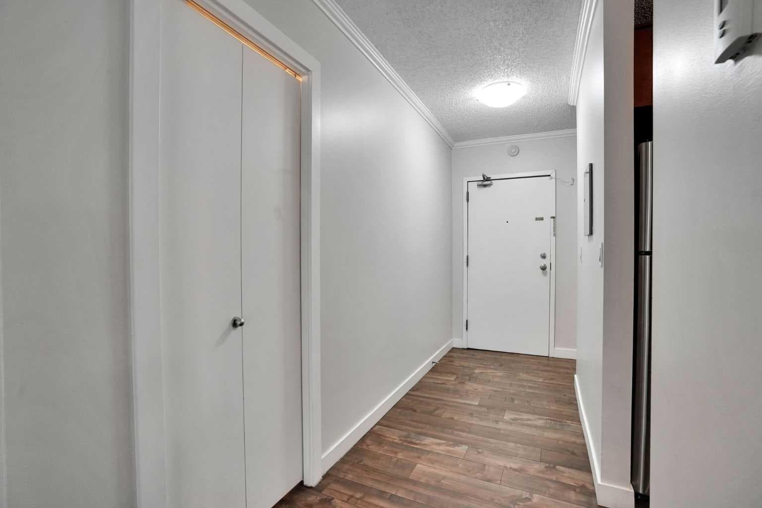 203, 1720 13 Street SW