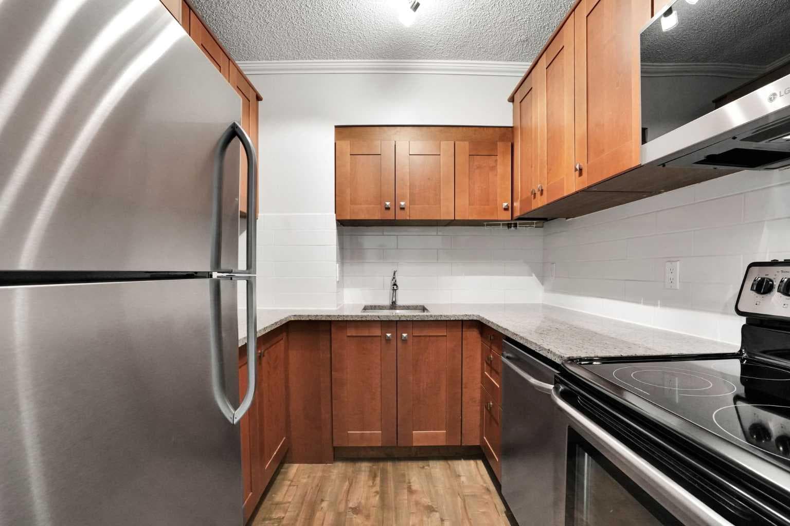 203, 1720 13 Street SW