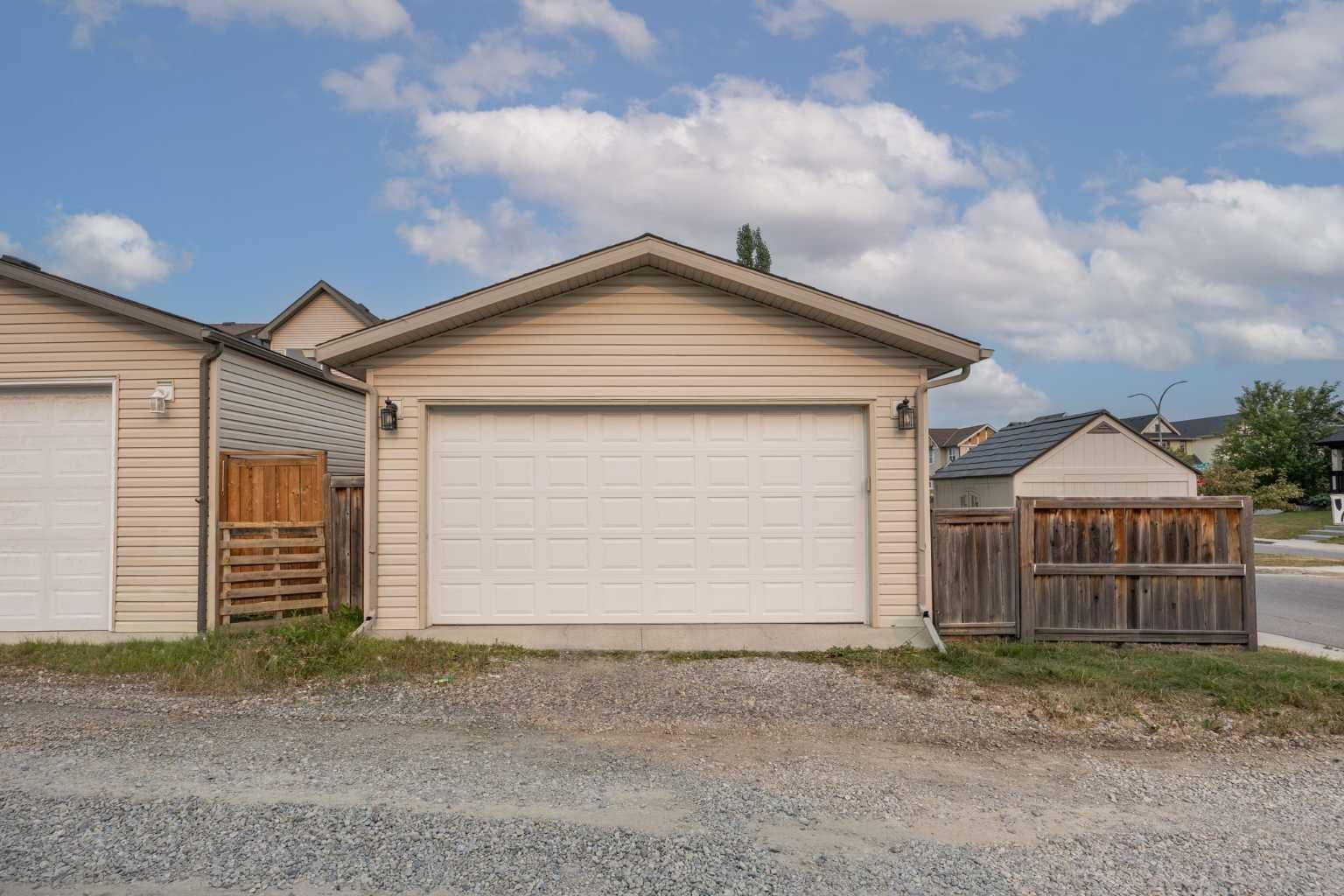 336 Silverado Drive SW