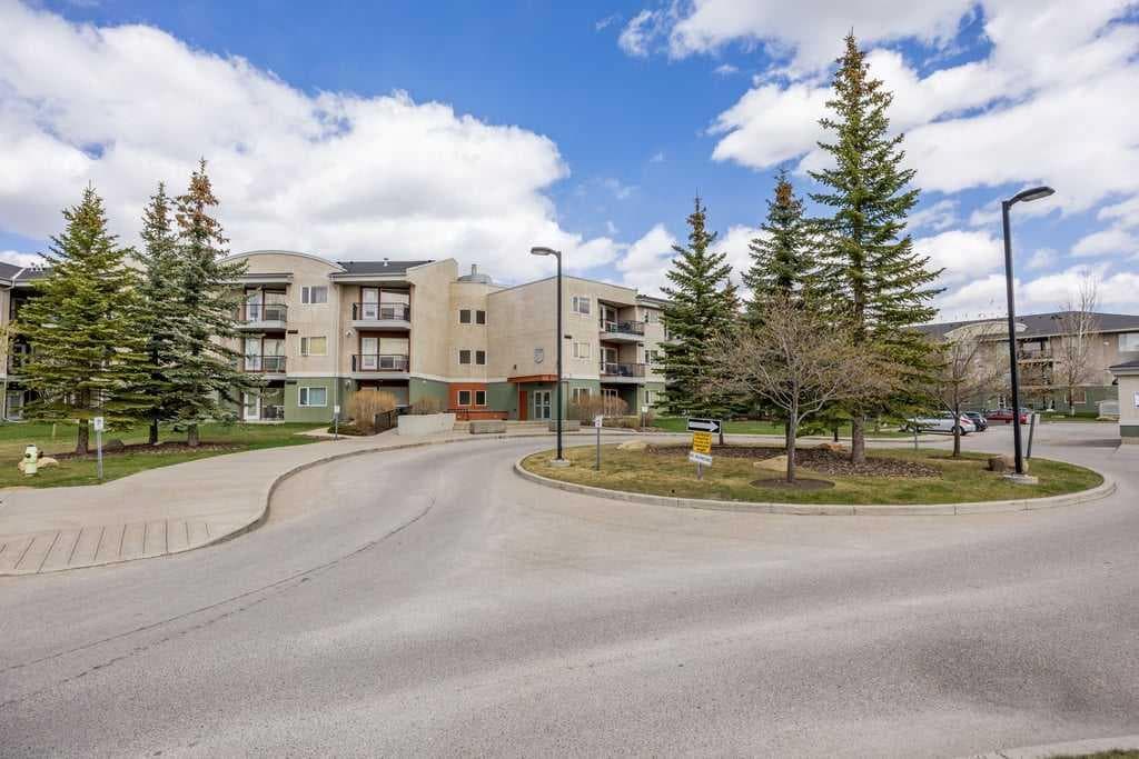 119, 69 Springborough Court SW