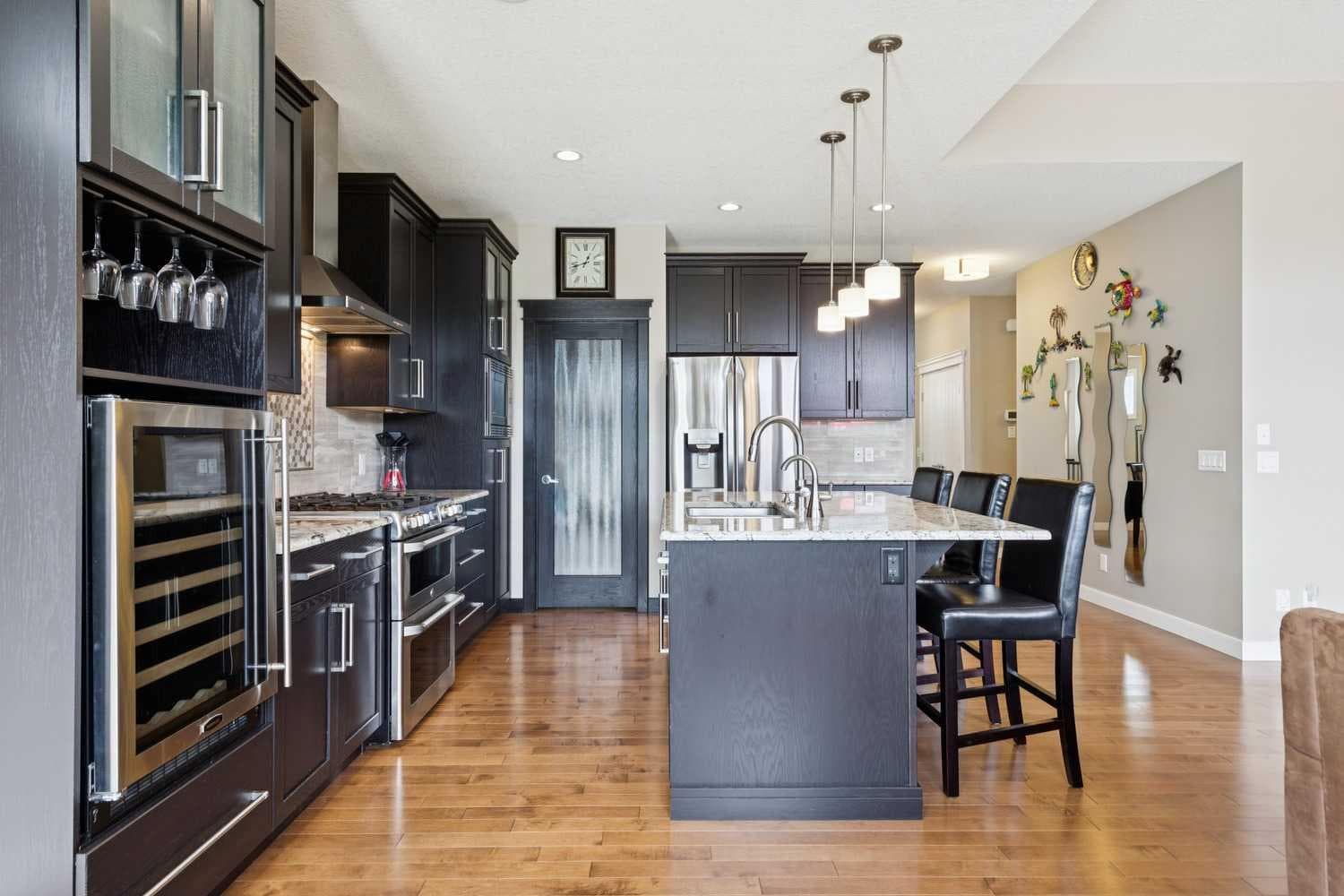 27 Ridge View Place 