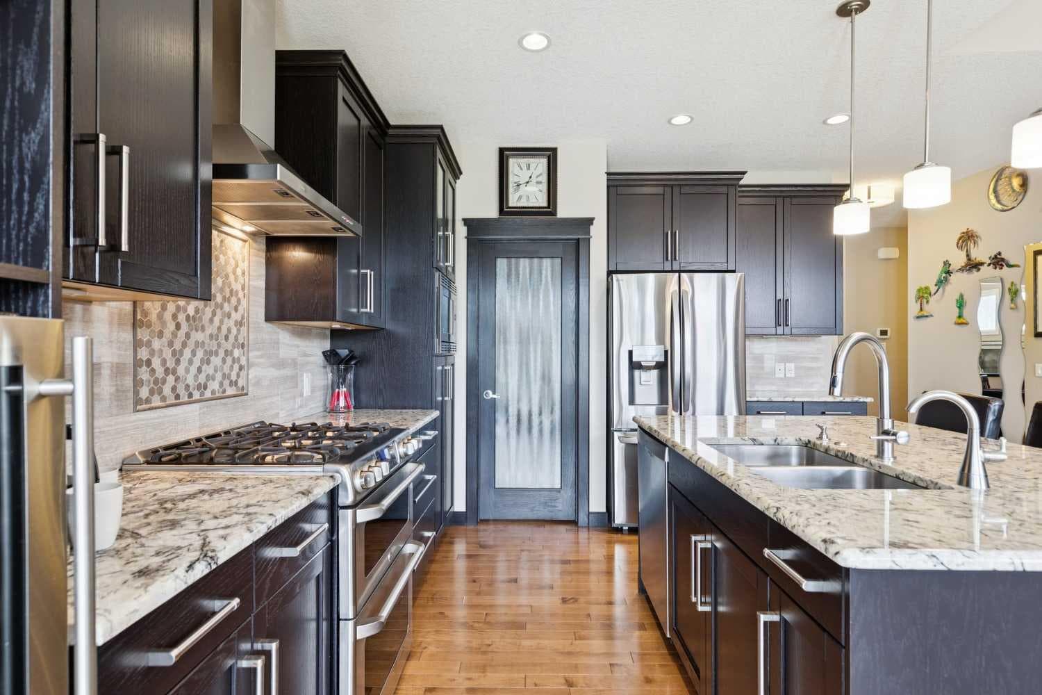 27 Ridge View Place 