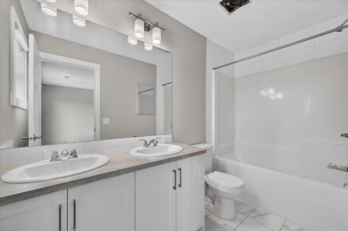 97 Seton Manor SE