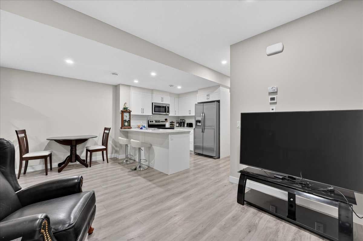 97 Seton Manor SE