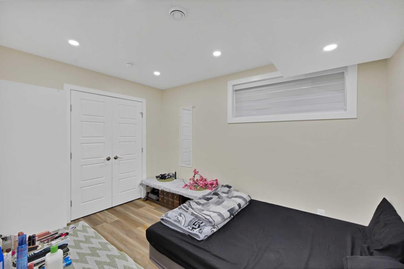237 Cornerstone Manor NE