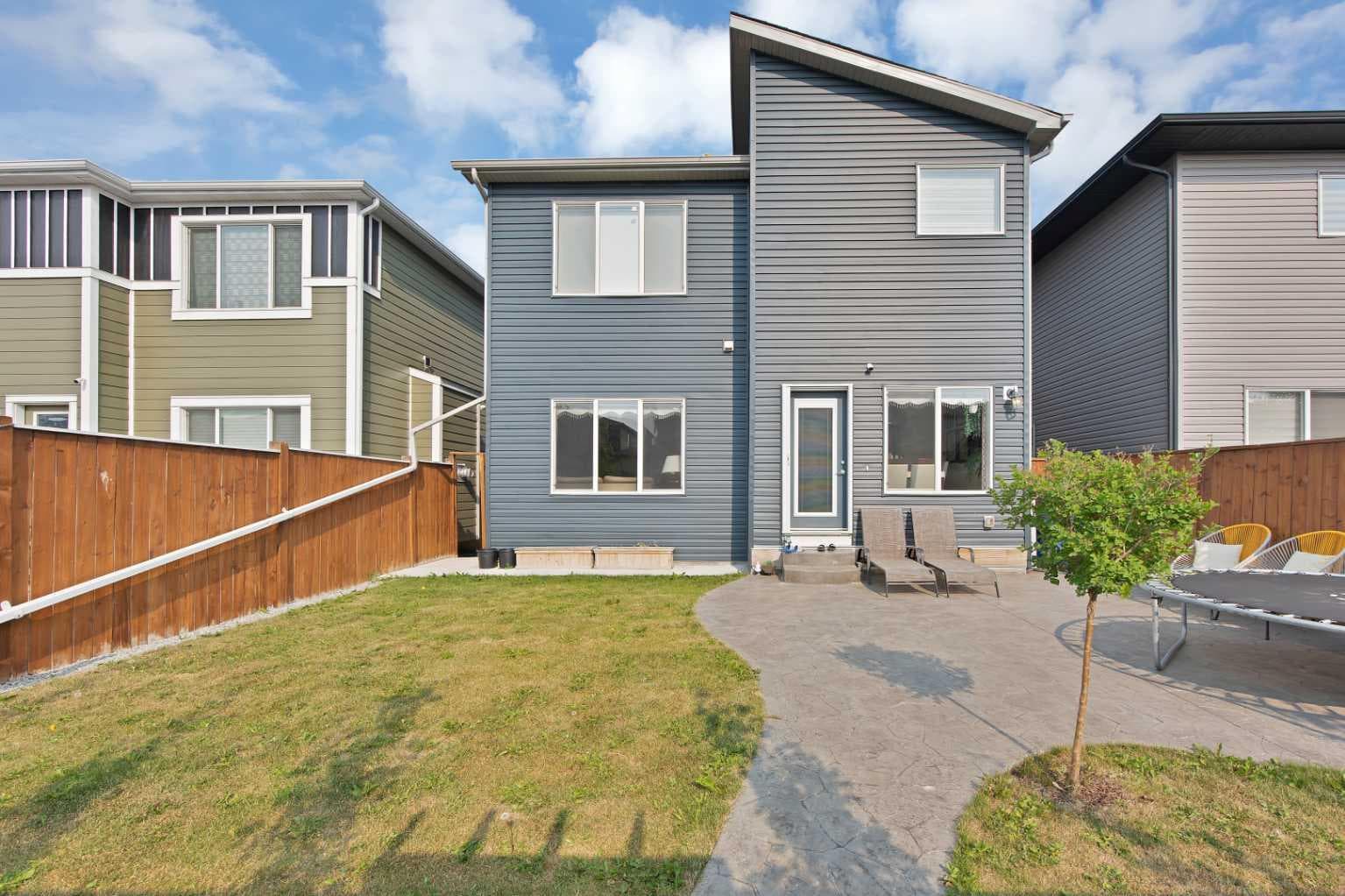 237 Cornerstone Manor NE