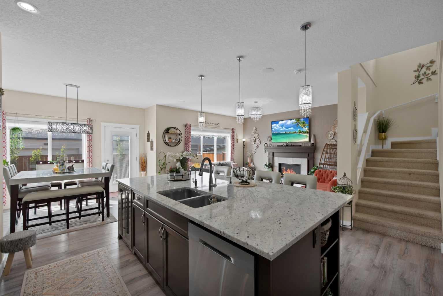 237 Cornerstone Manor NE
