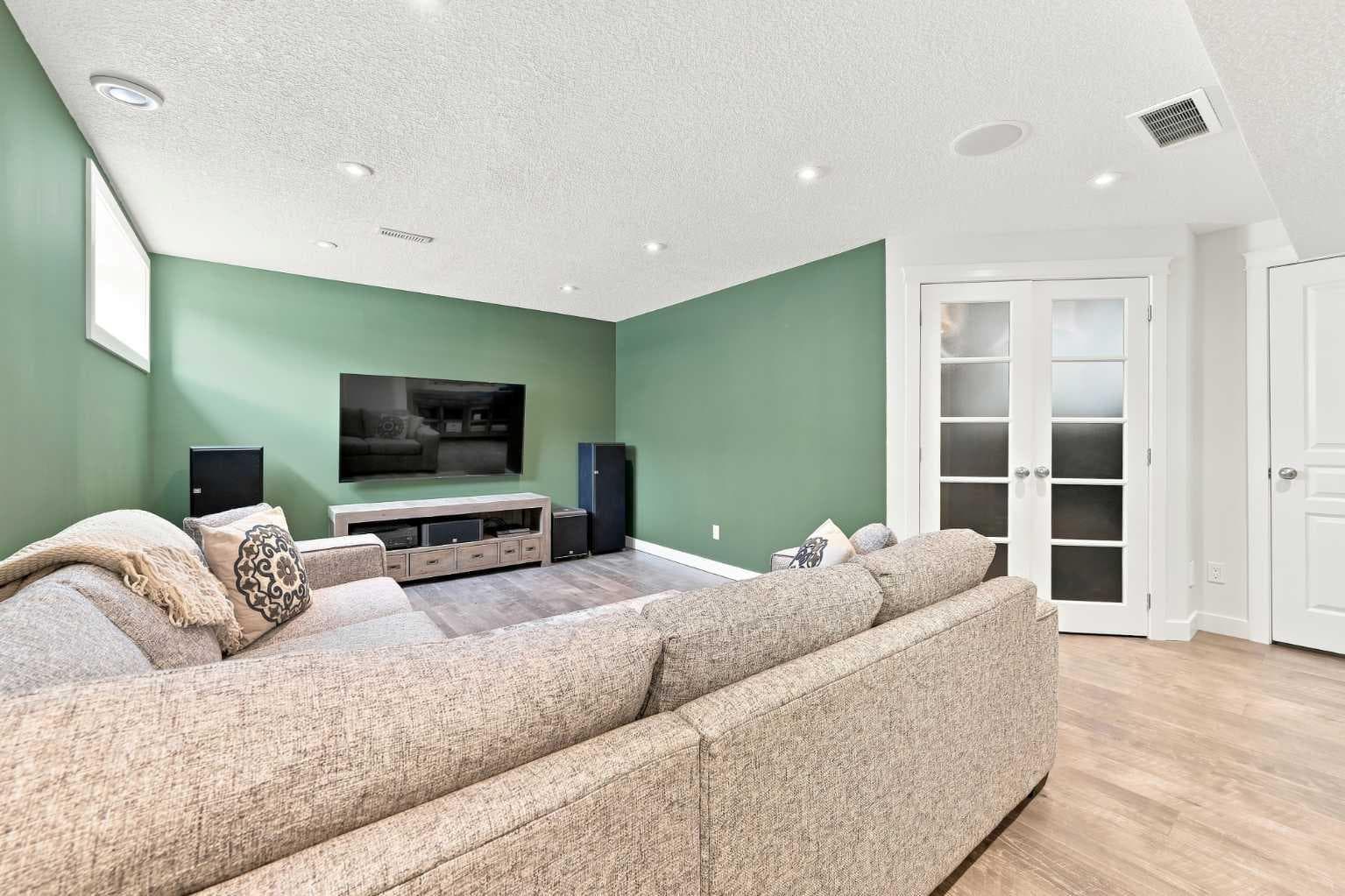 4 Silverado Saddle Court SW