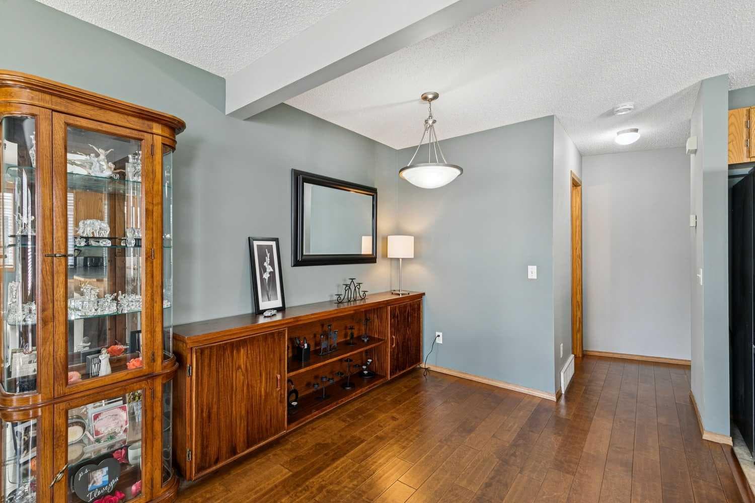 148 Everstone Drive SW