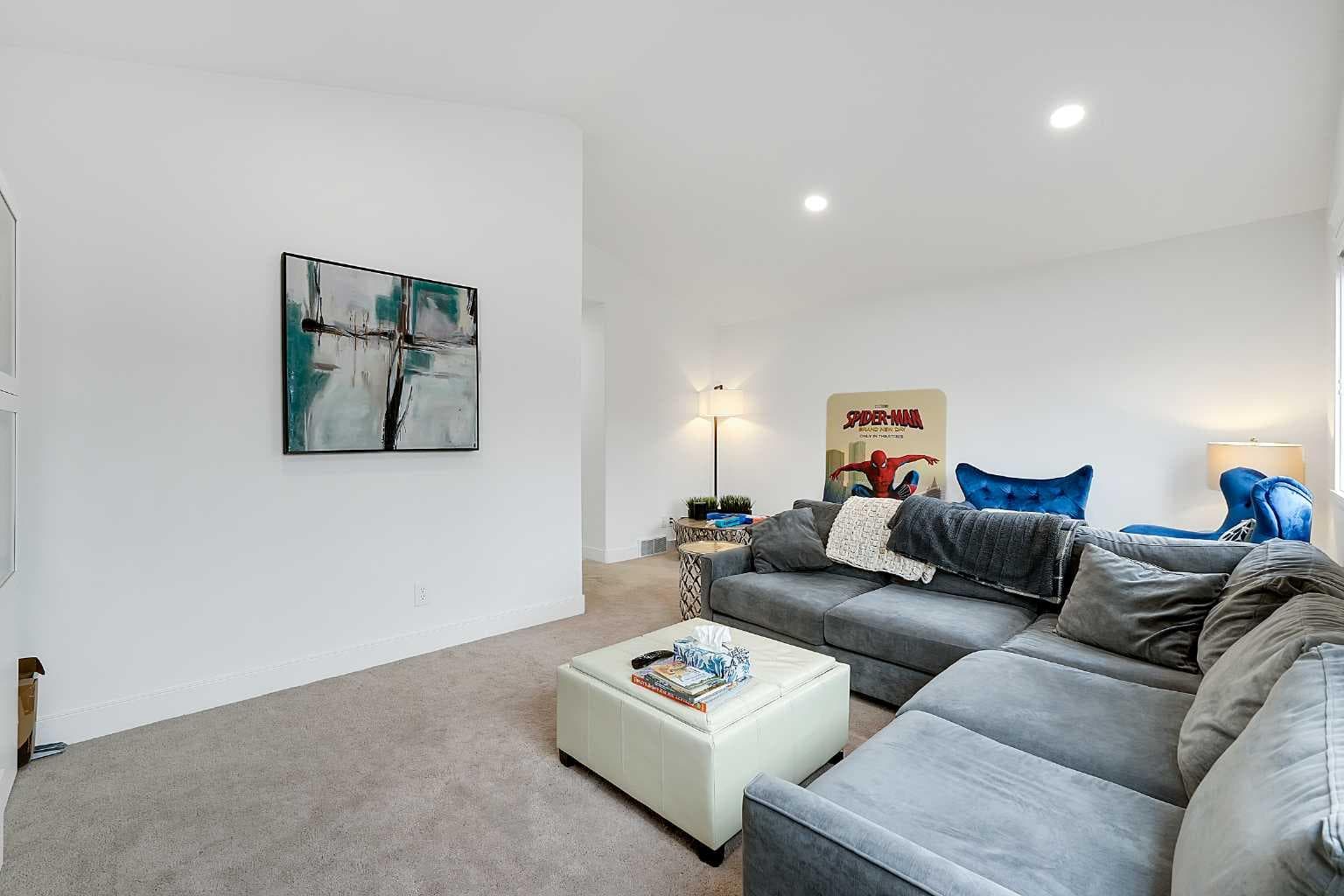 6 Aspen Stone Mews SW