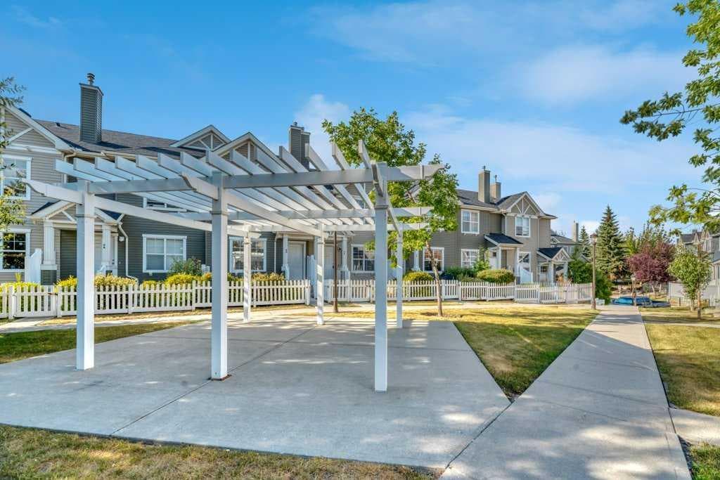 80 Elgin Gardens SE