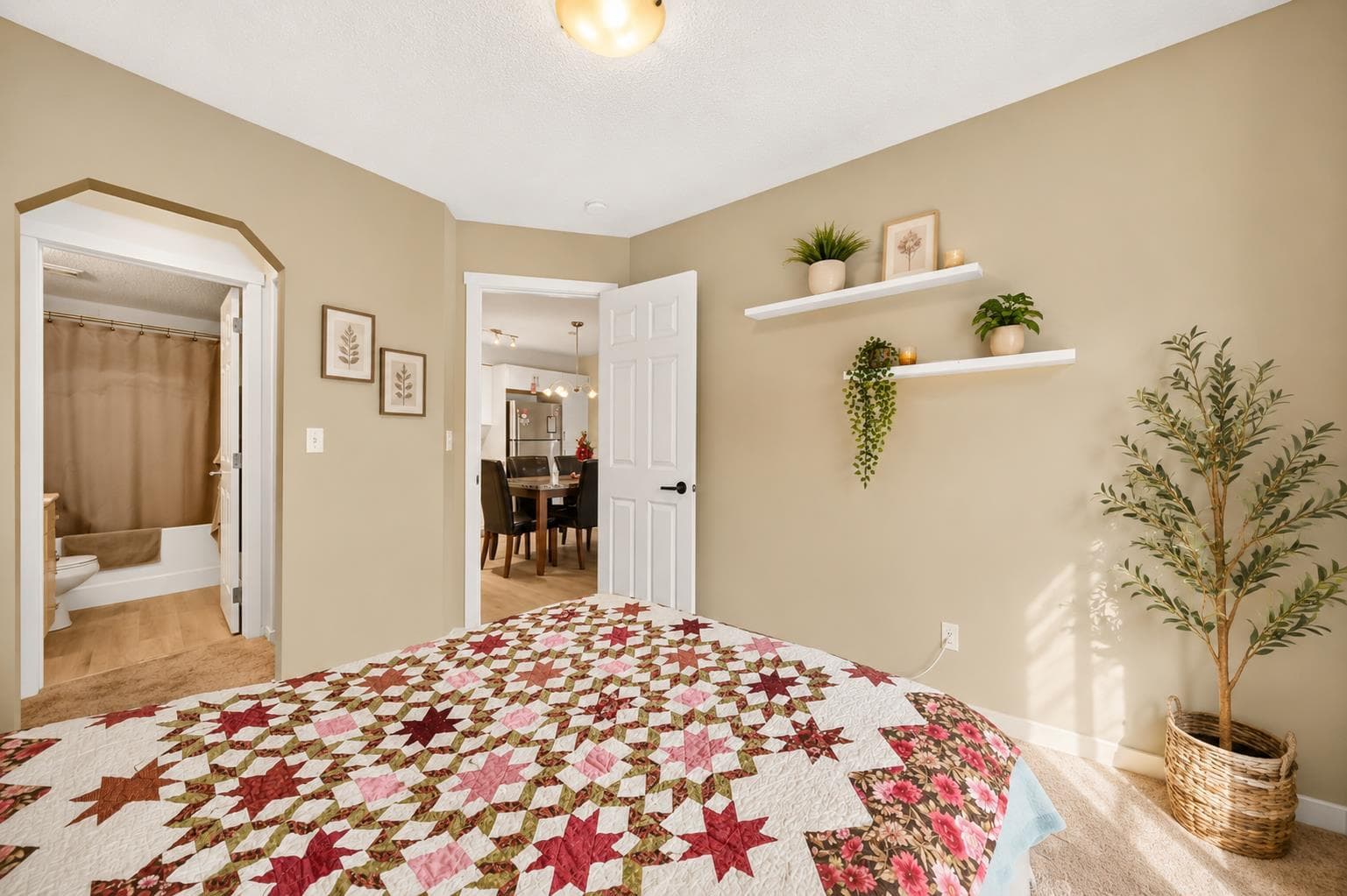 5210, 279 Copperpond Common SE
