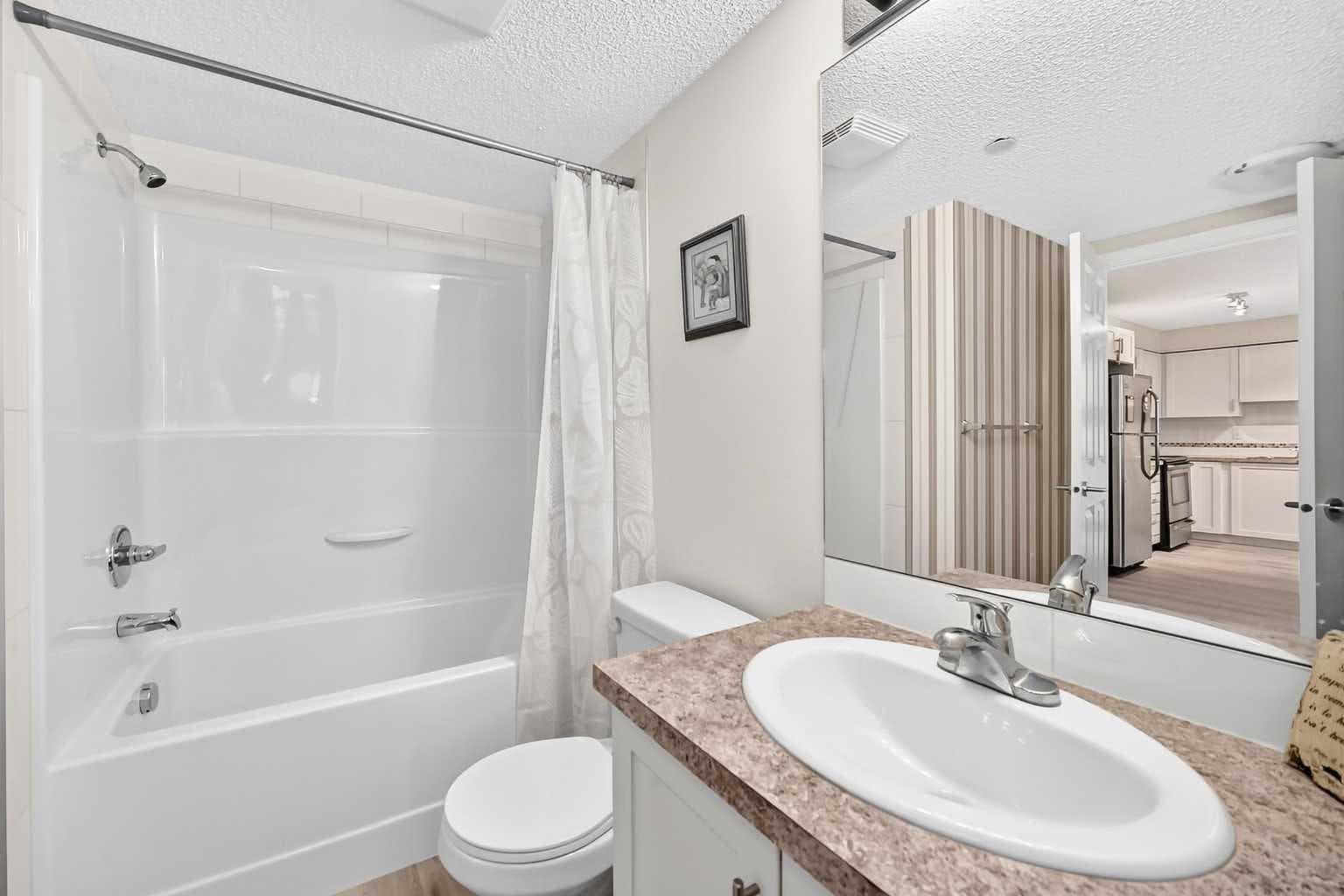 5210, 279 Copperpond Common SE