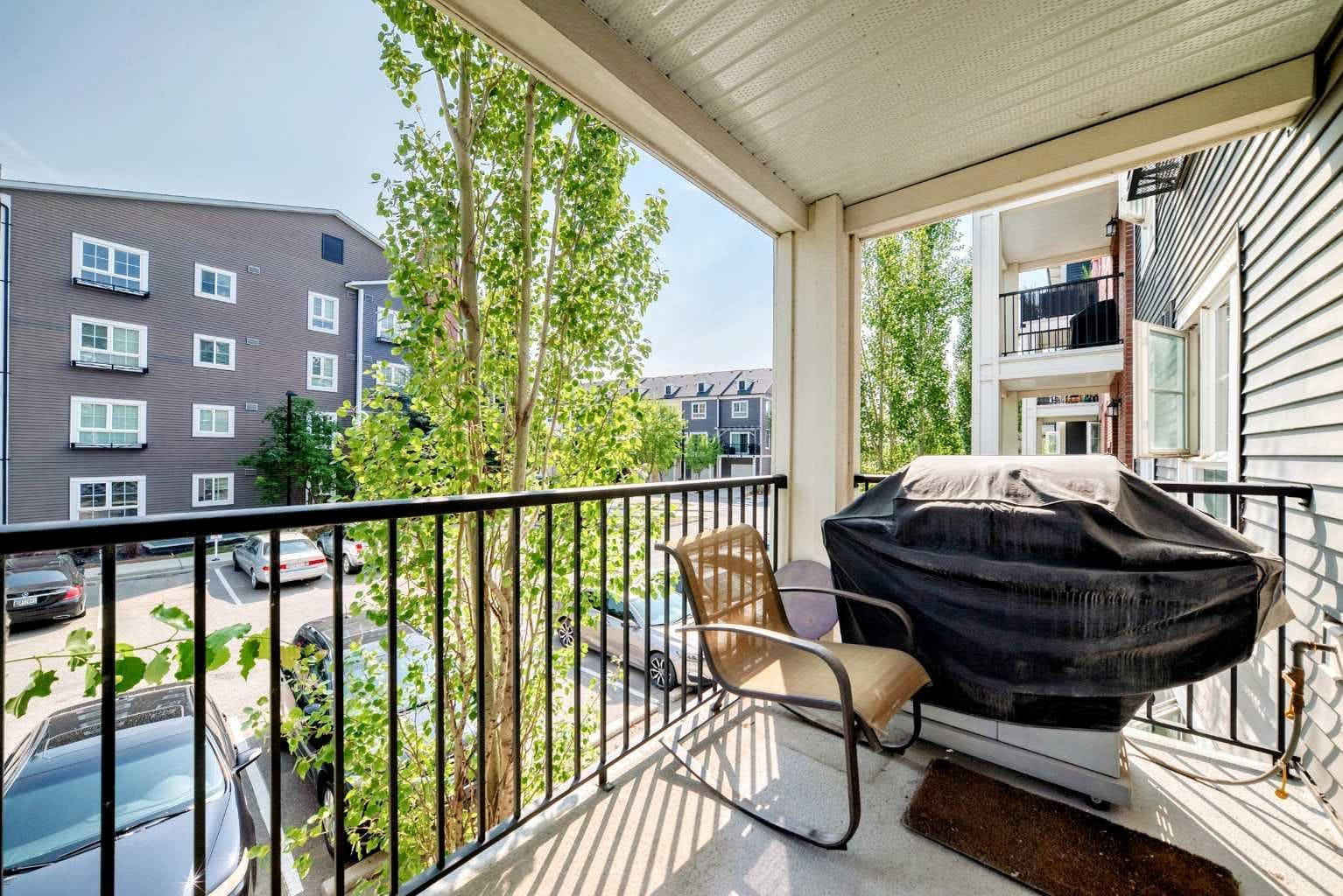 5210, 279 Copperpond Common SE