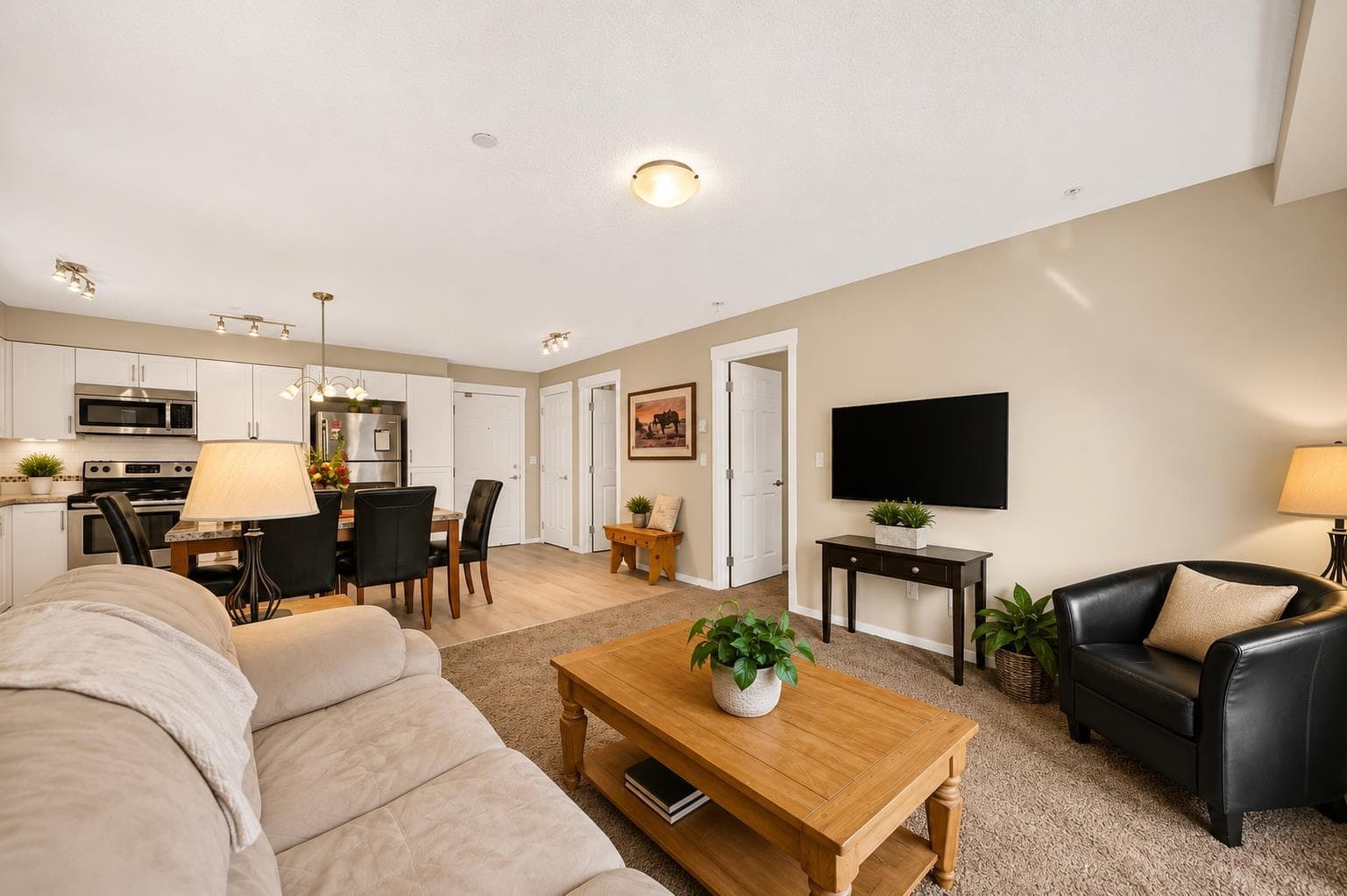 5210, 279 Copperpond Common SE