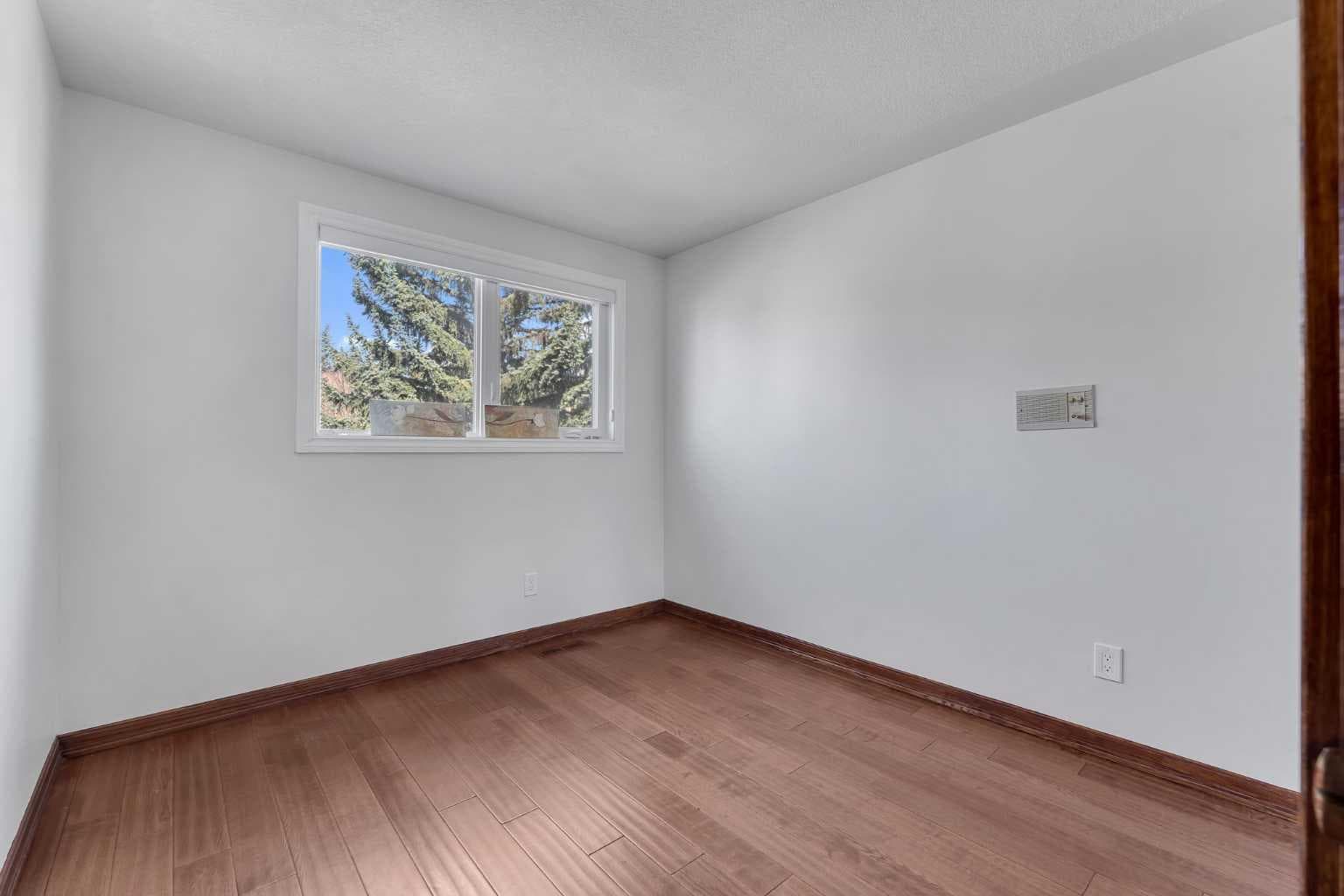 4 Edgehill Crescent NW