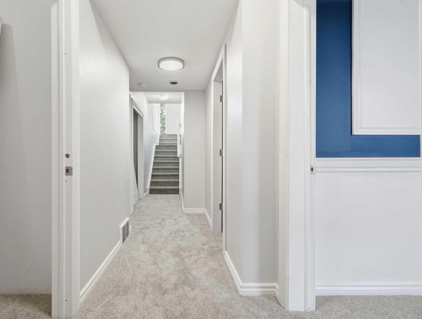 25 Yorkville Green SW