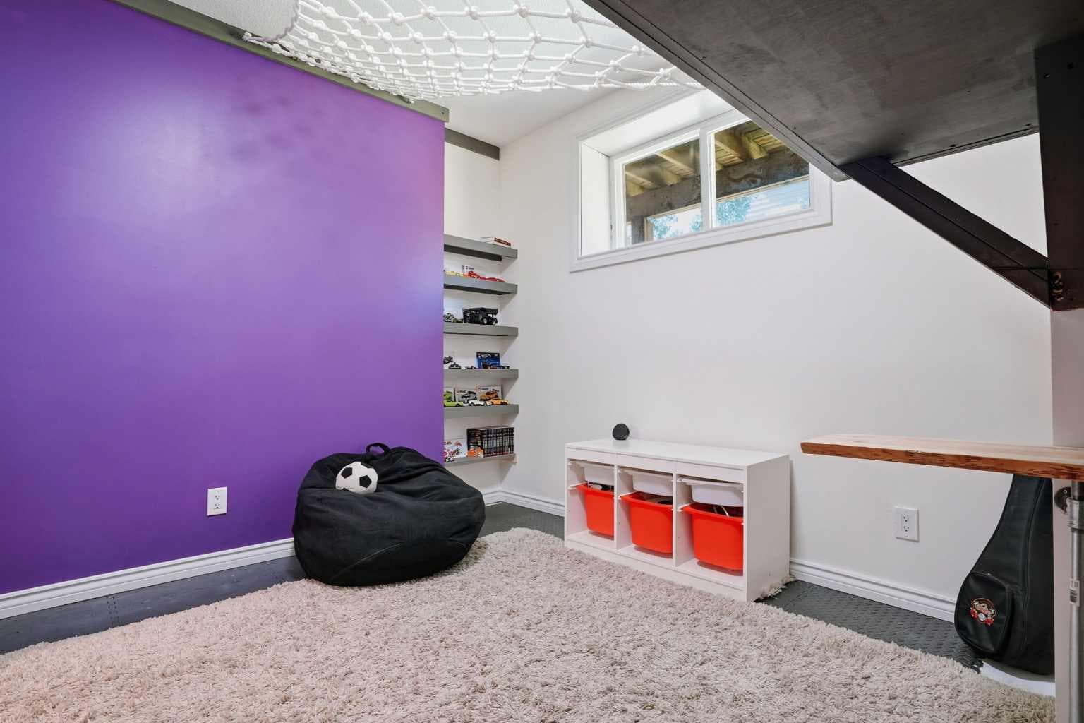 25 Yorkville Green SW