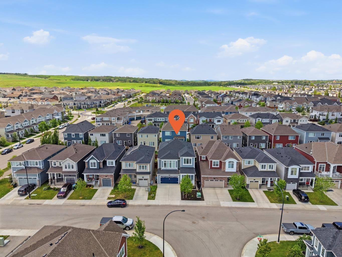 25 Yorkville Green SW