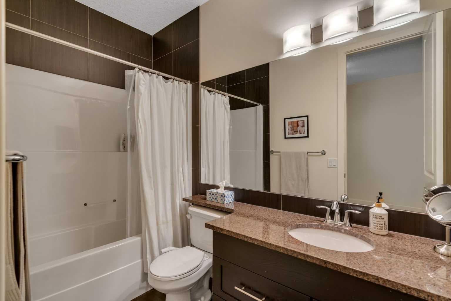 72 Quarry Landing SE