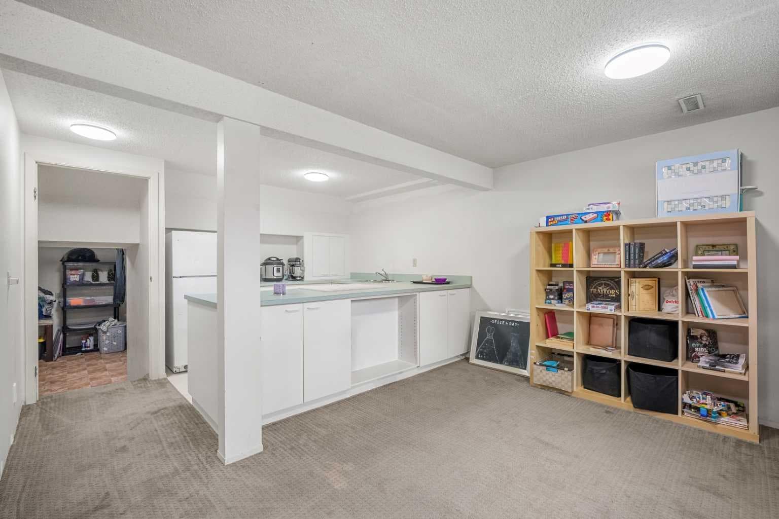 20 Bedwood Hill NE