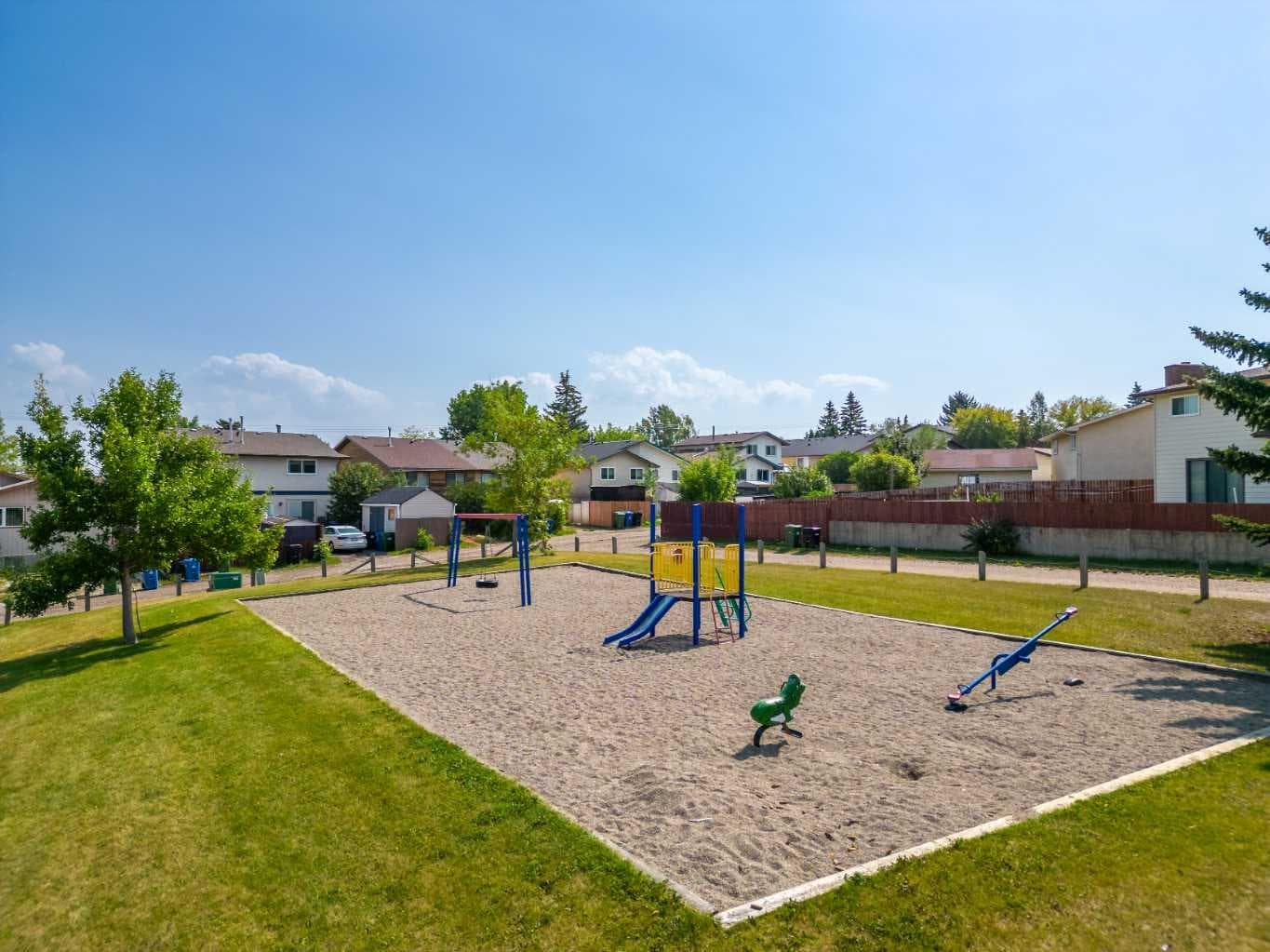 20 Bedwood Hill NE