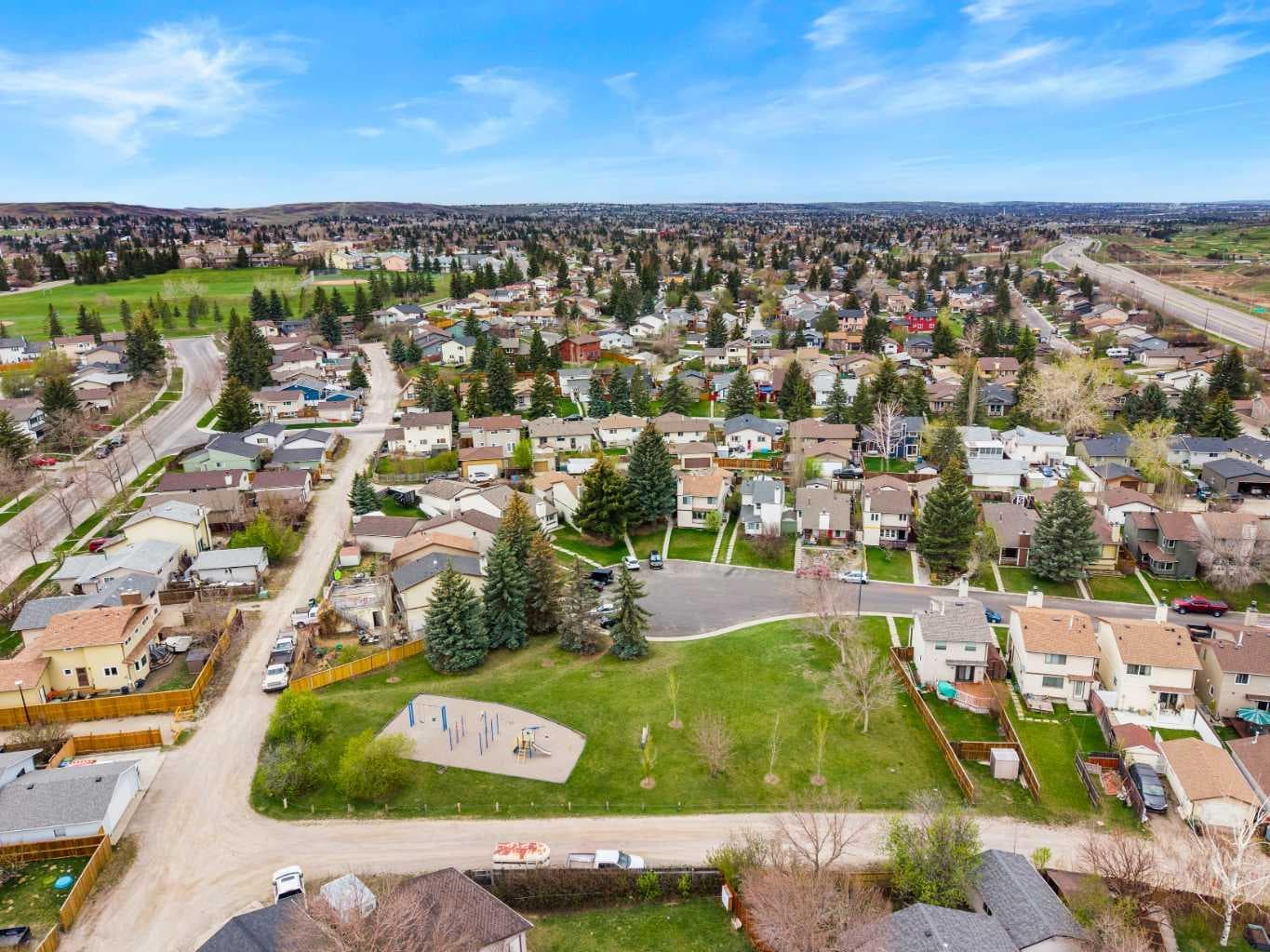 20 Bedwood Hill NE