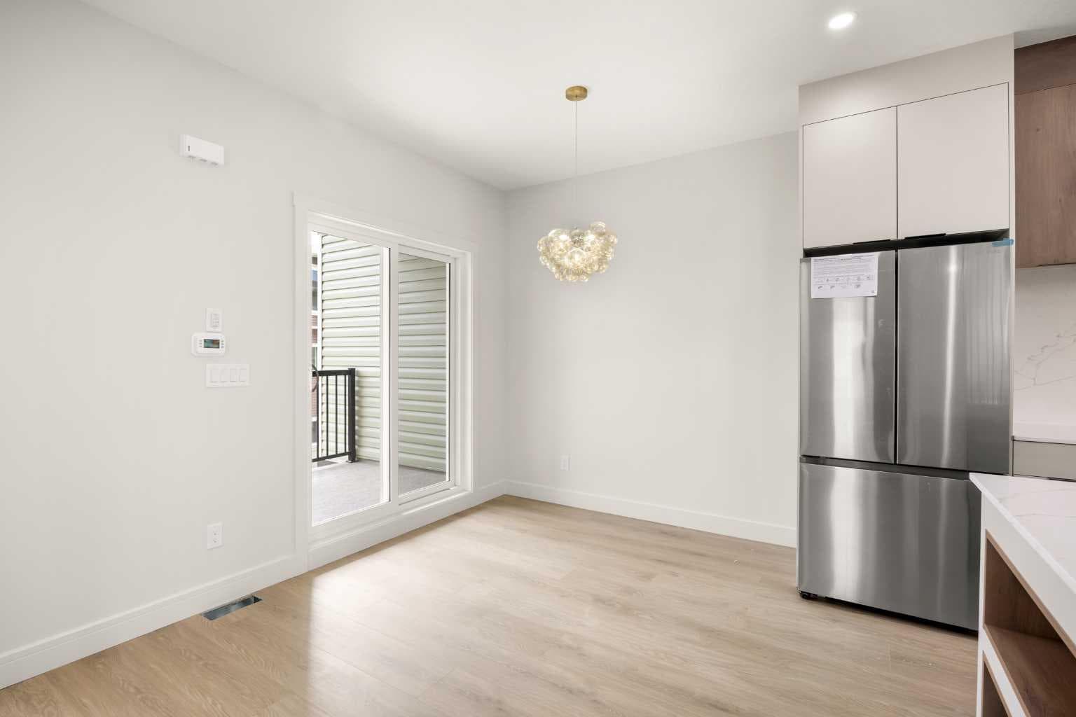 305, 67 Panatella Square NW
