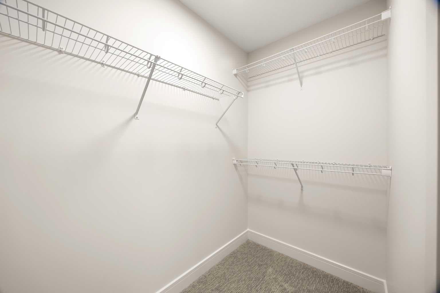305, 67 Panatella Square NW