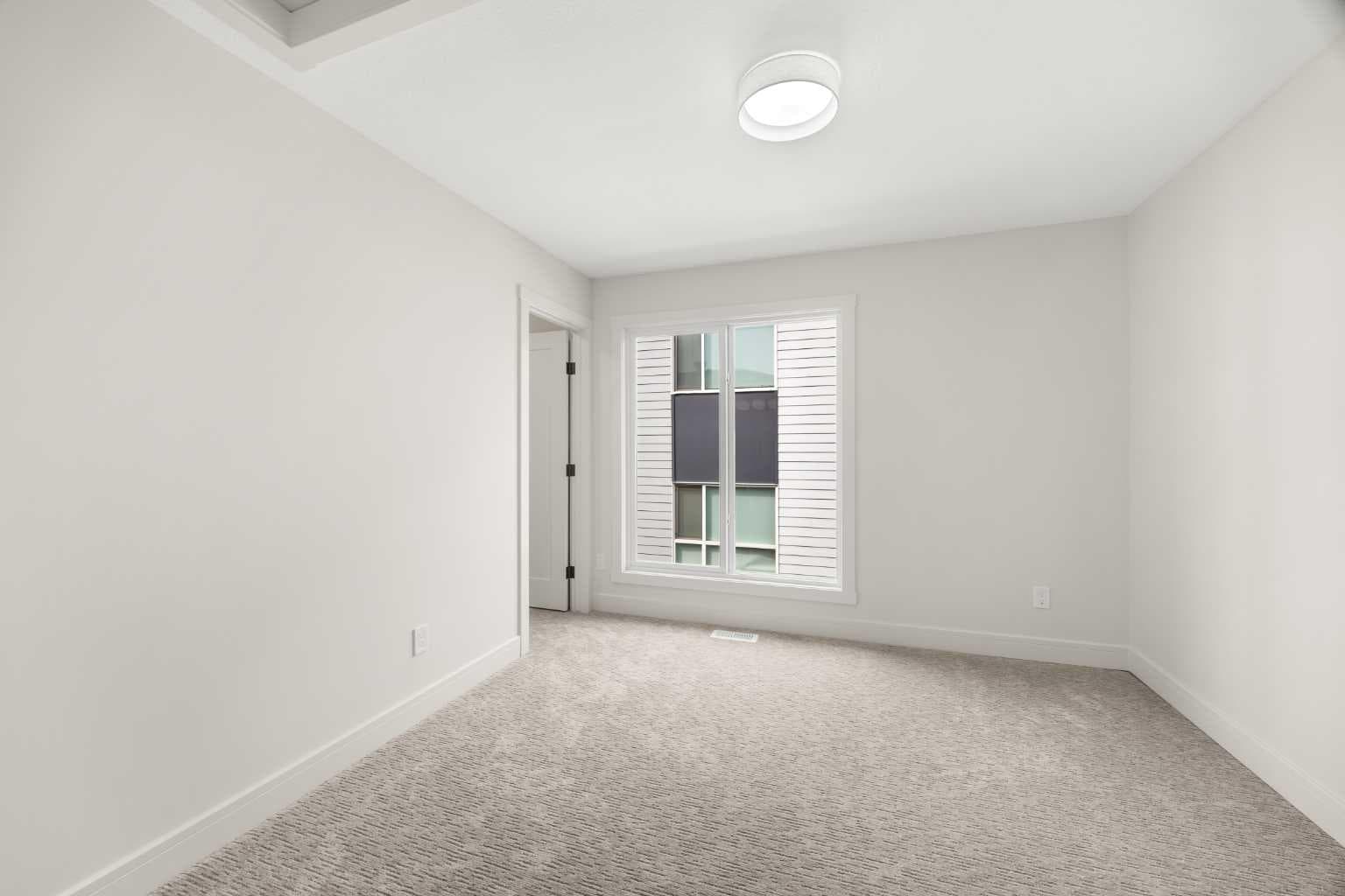 305, 67 Panatella Square NW
