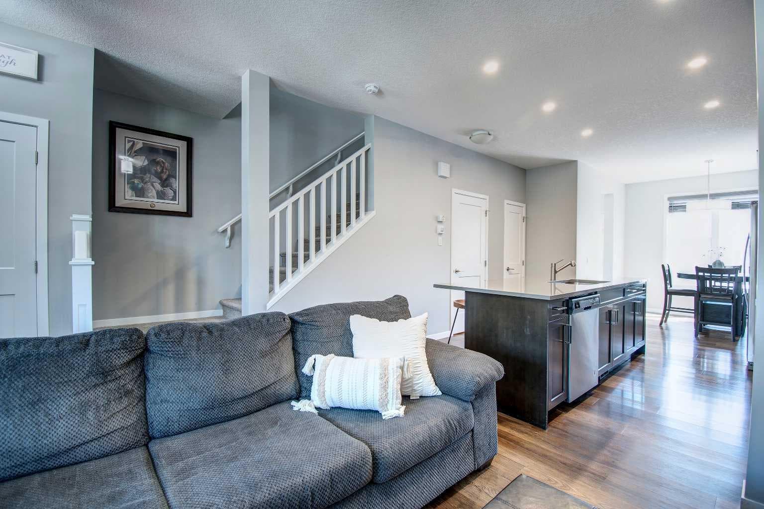 261 Ellen Way 