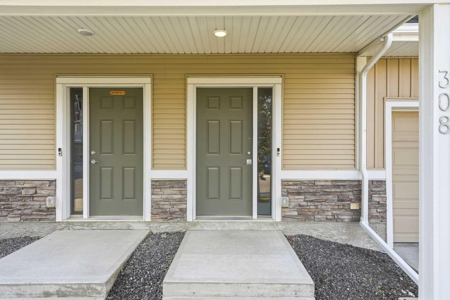 308, 32 Red Embers Parade NE