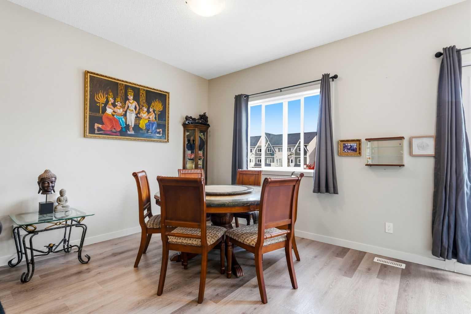 308, 32 Red Embers Parade NE