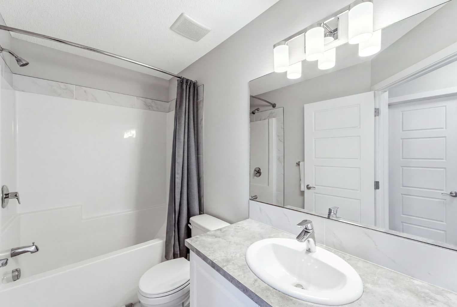 308, 32 Red Embers Parade NE